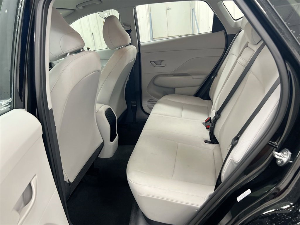 Used 2024 Hyundai Kona SE image 22