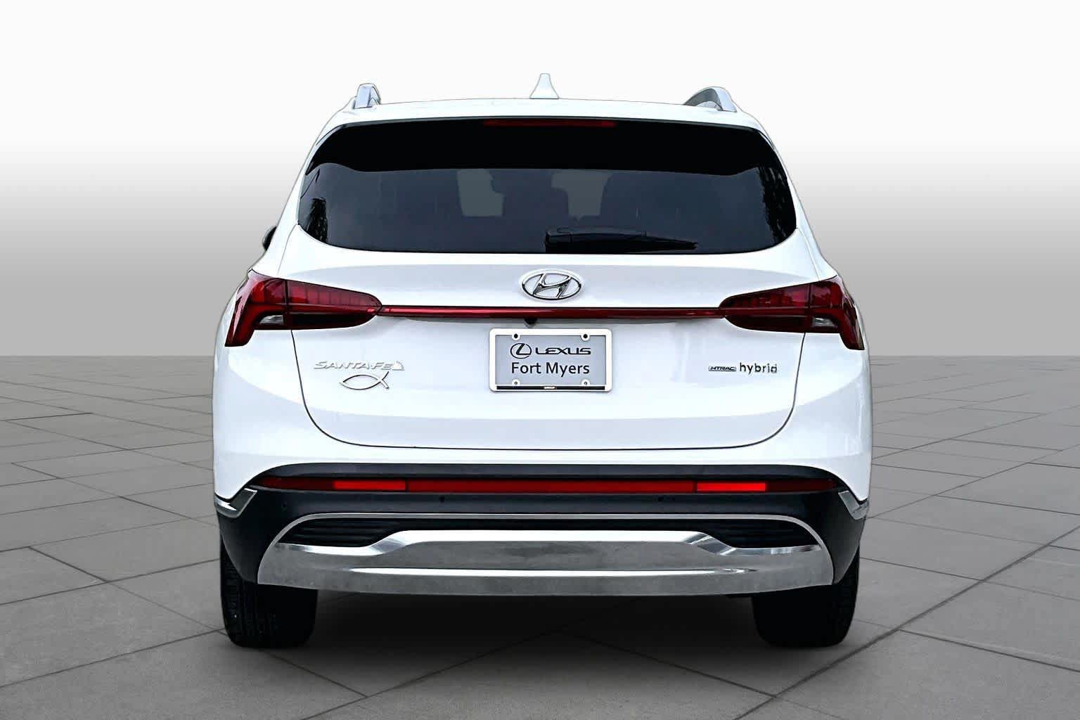 Used 2022 Hyundai Santa Fe SEL Premium AWD/4WD image 5