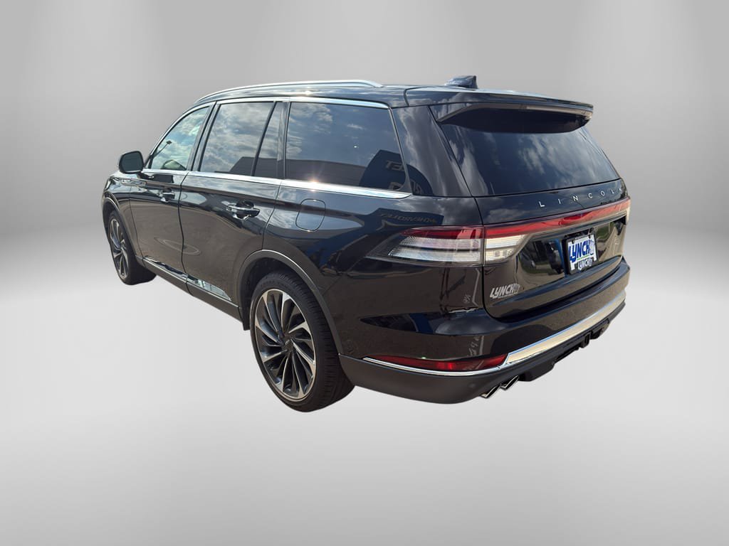 Used 2026 Lincoln Aviator Reserve w/ Equipment Group 201A AWD/4WD image 3