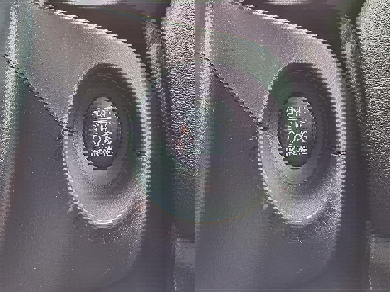 Used 2016 Jeep Renegade Trailhawk image 23