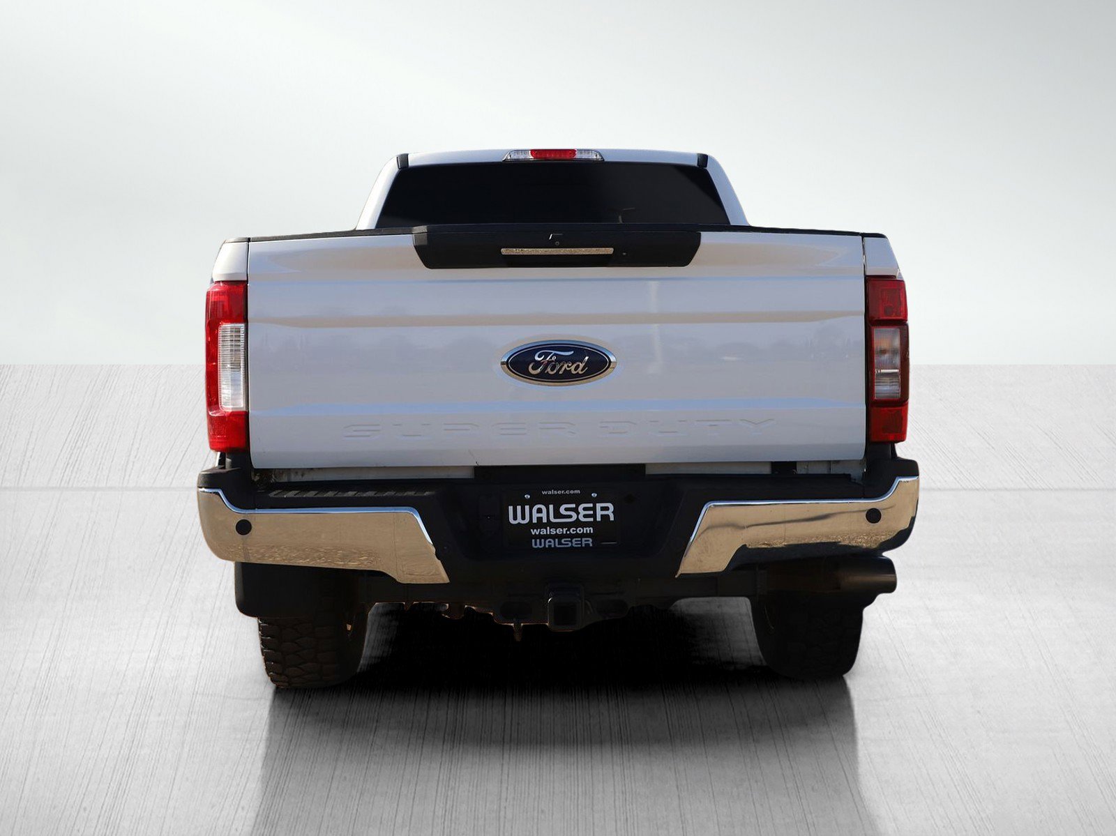 Used 2017 Ford F350 Lariat w/ Lariat Ultimate Package AWD/4WD image 4