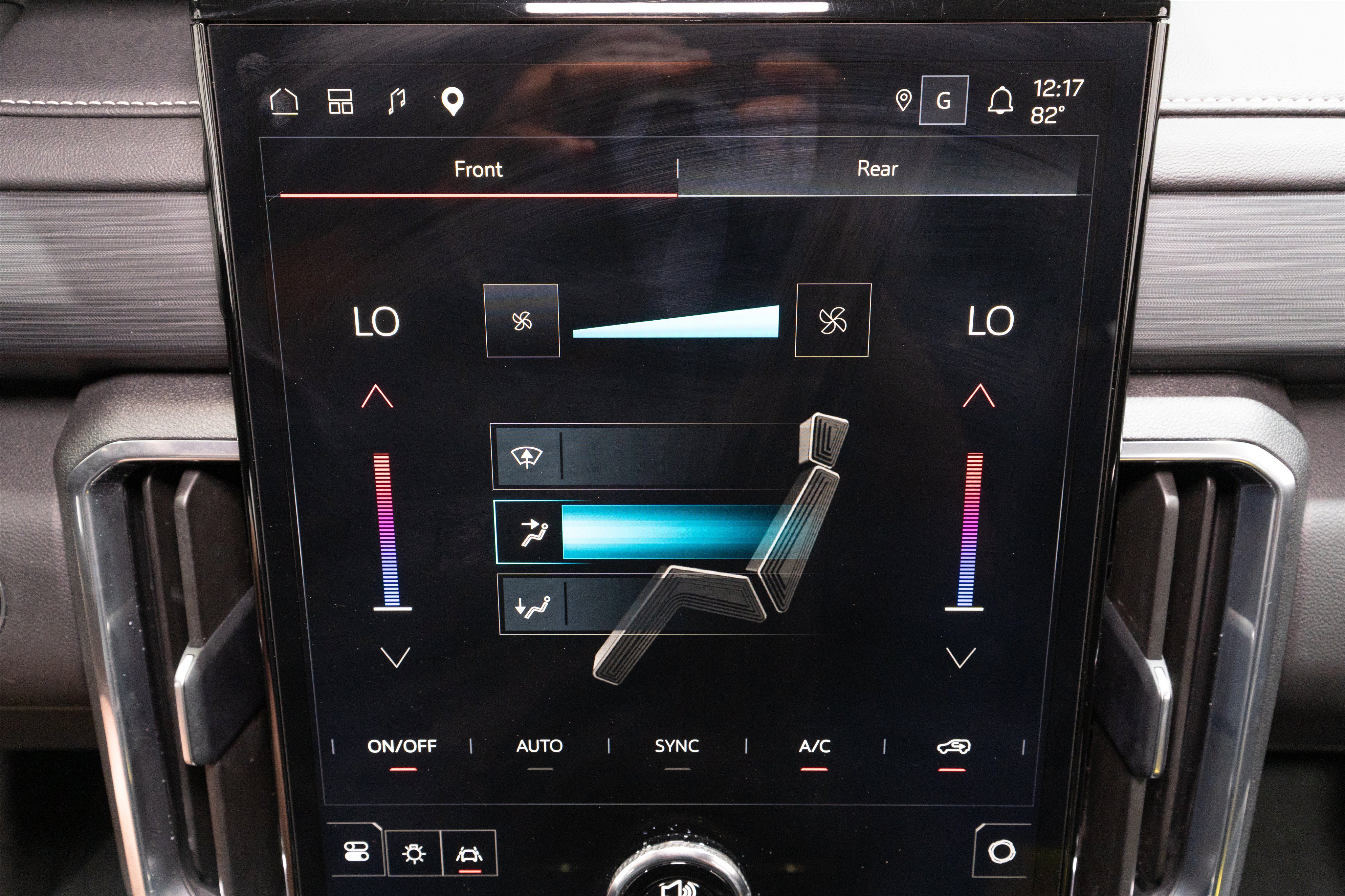 Used 2026 GMC Acadia Elevation w/ Elevation Premium Package FWD image 21