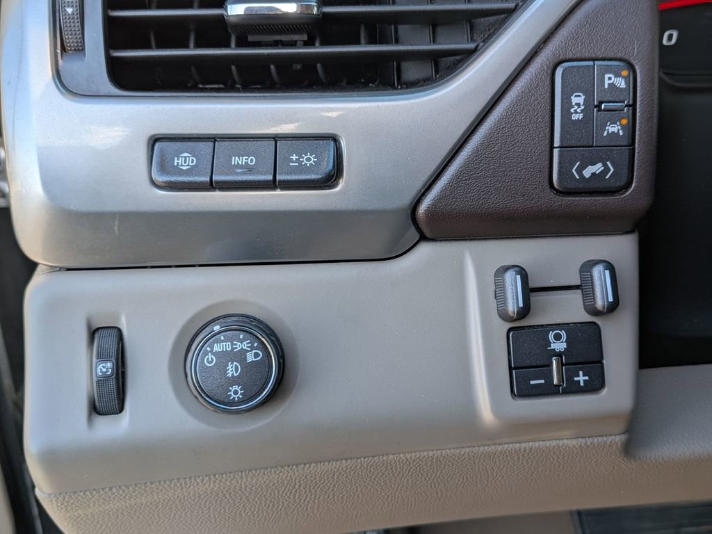 Used 2019 Chevrolet Tahoe Premier RWD image 17