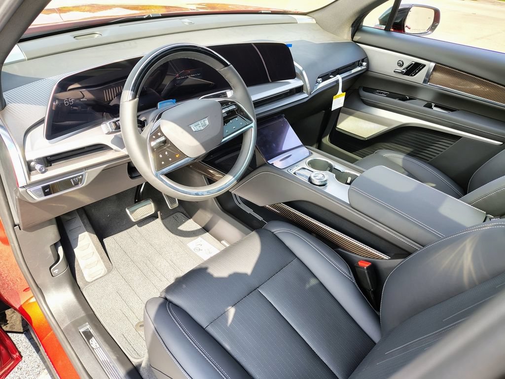 New 2027 Cadillac Vistiq Premium Luxury w/ LPO, Premium Carpet Package AWD/4WD image 23