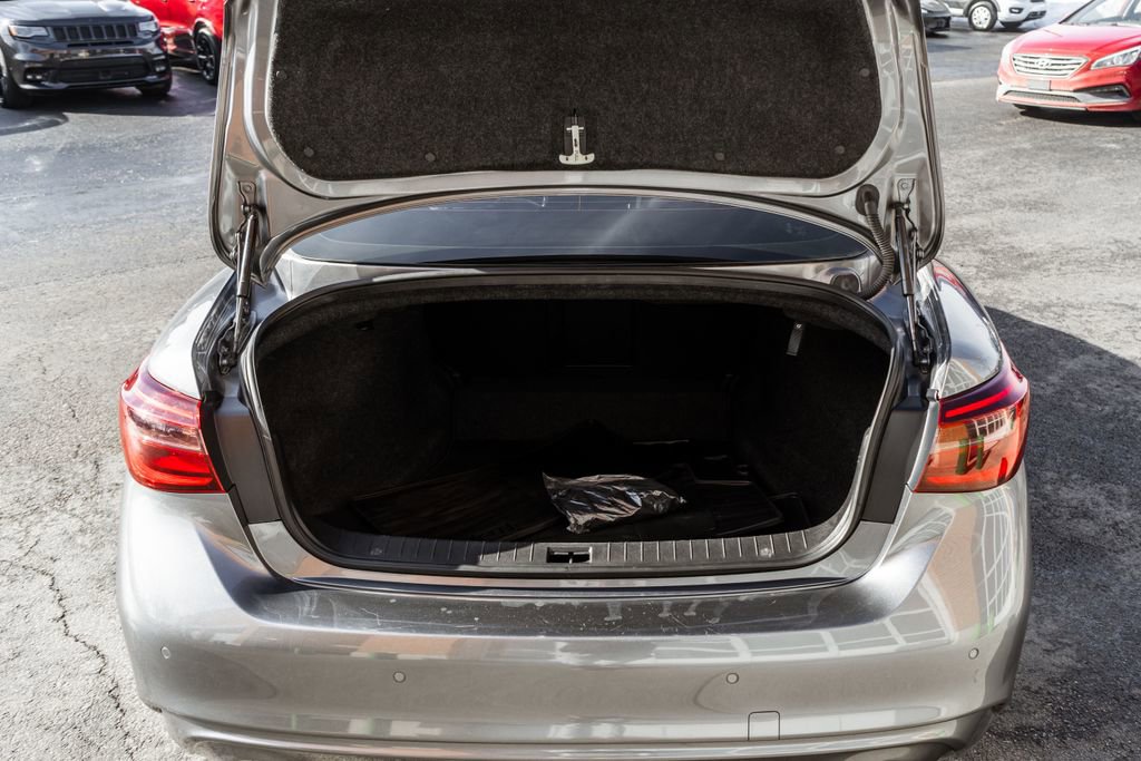 Used 2021 INFINITI Q50 Luxe image 30