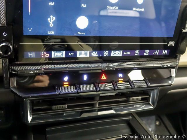 New 2026 GMC Hummer EV SUV AWD/4WD image 16