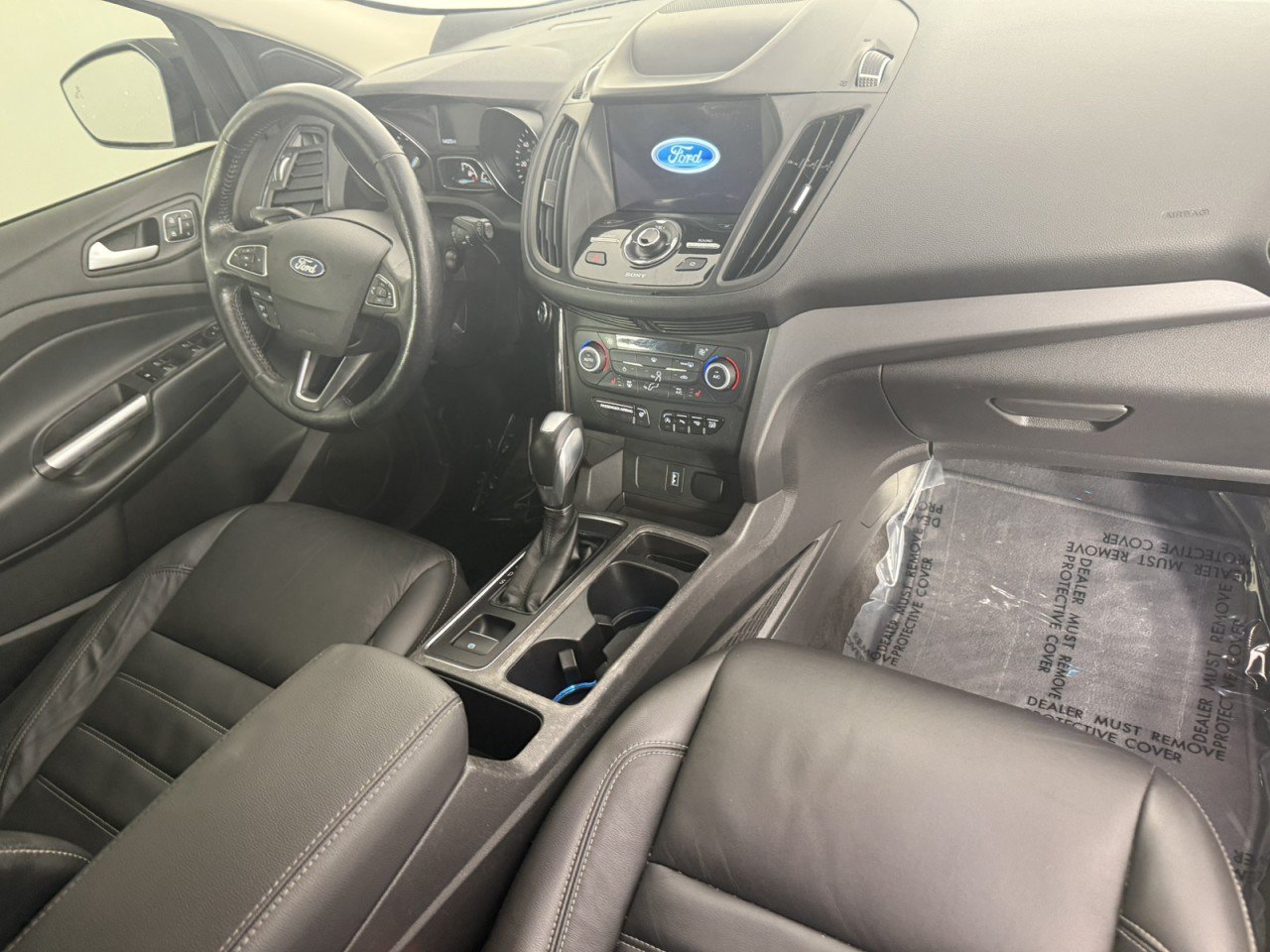 Used 2019 Ford Escape Titanium AWD/4WD image 11