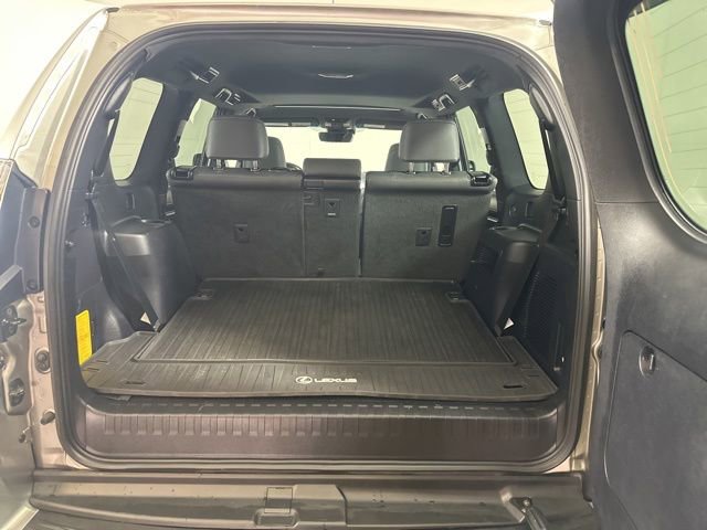 Used 2023 Lexus GX 460 Premium w/ Premium Package AWD/4WD image 10