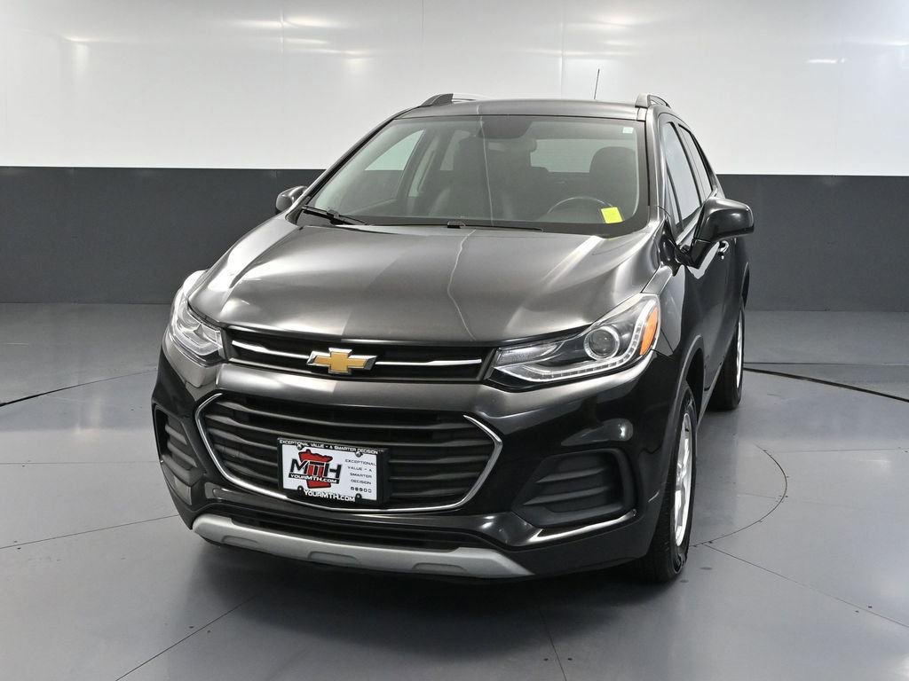 Used 2020 Chevrolet Trax LT w/ LT Convenience Package image 12