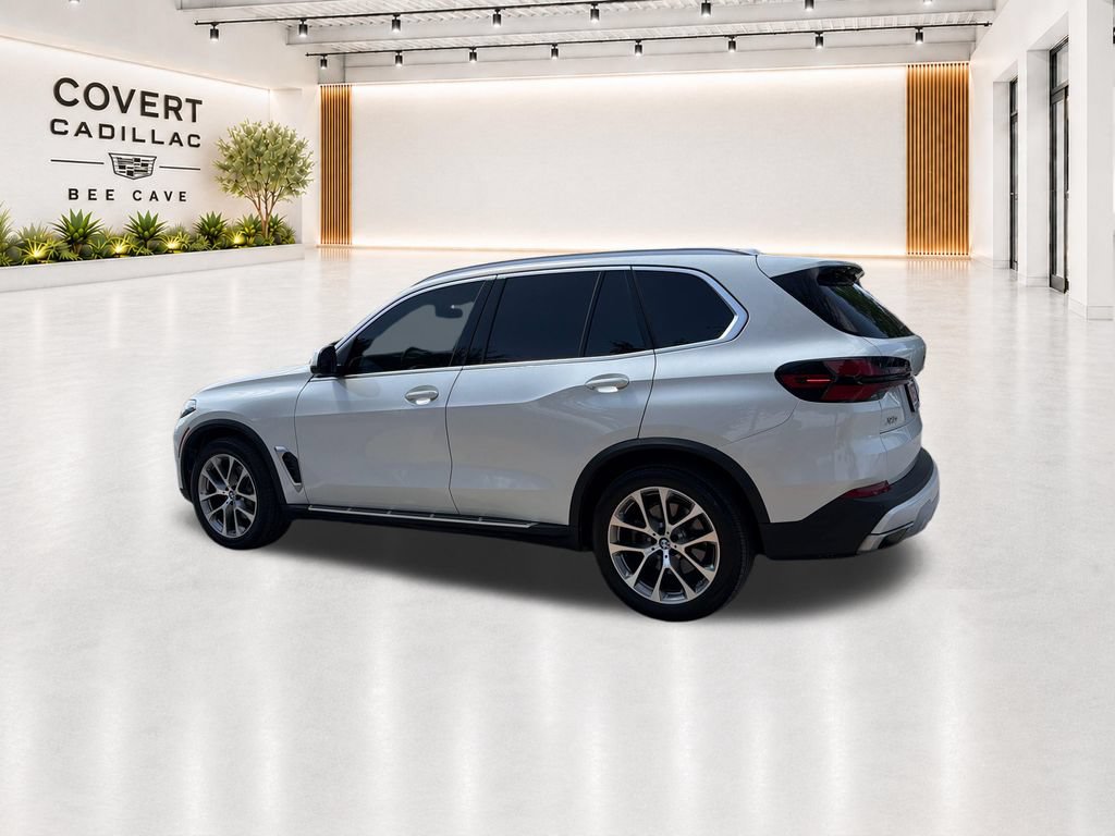 Used 2024 BMW X5 xDrive40i AWD/4WD image 7