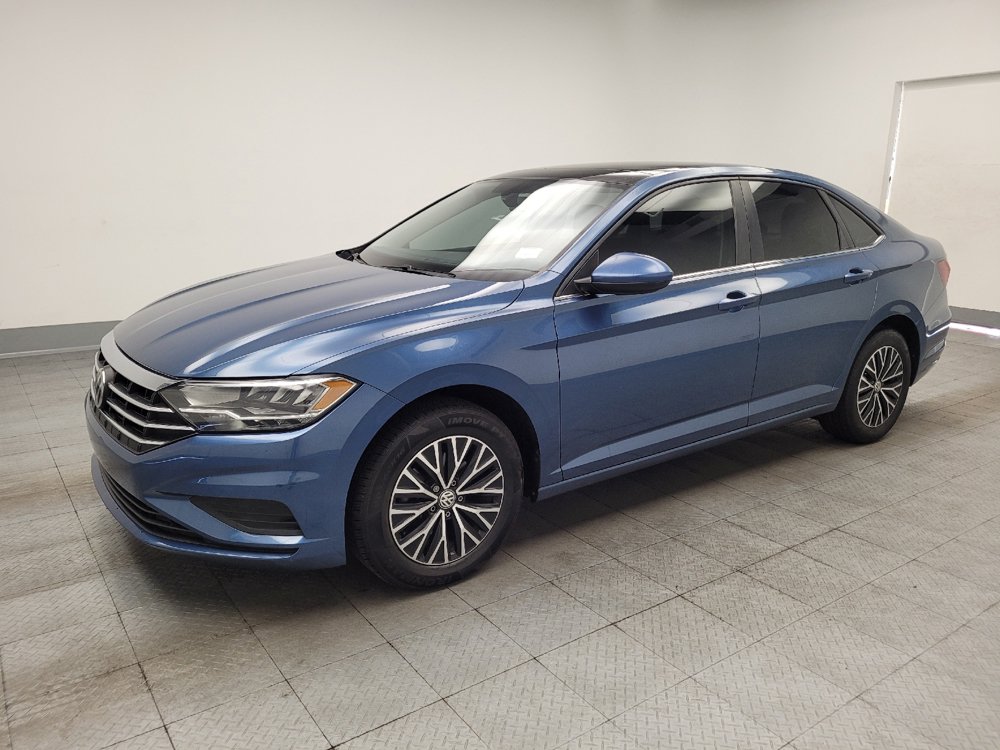 Used 2020 Volkswagen Jetta SE FWD image 2