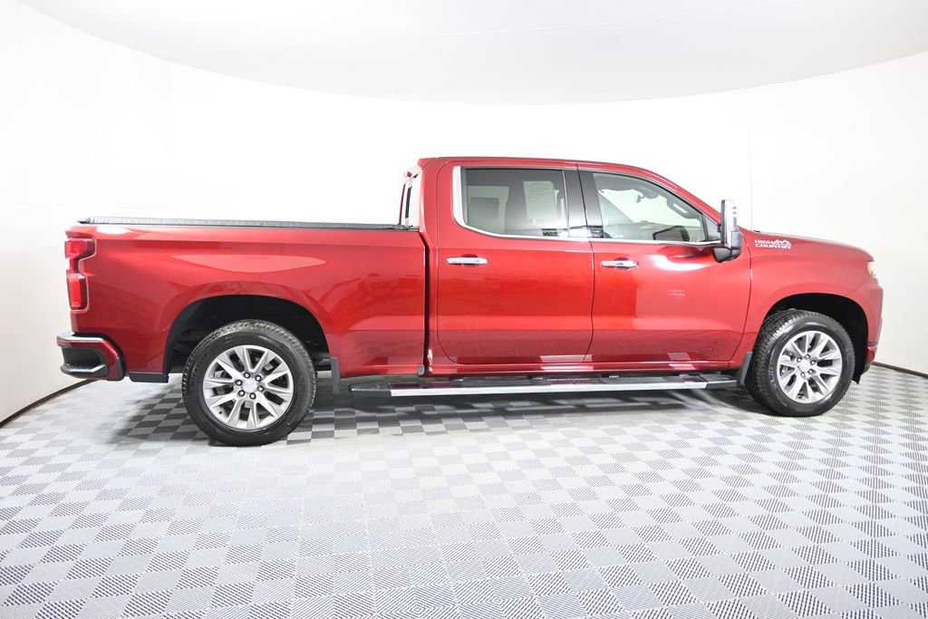 Used 2022 Chevrolet Silverado 1500 High Country w/ Technology Package image 8