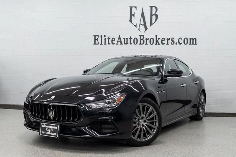 Used 2022 Maserati Ghibli Modena Q4 image 1
