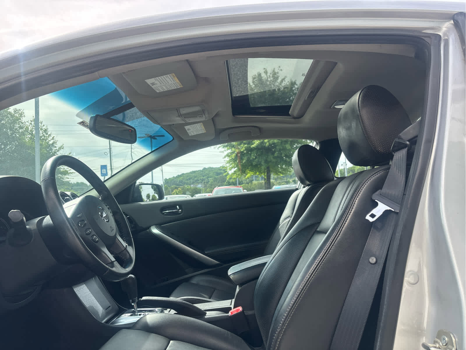 Used 2013 Nissan Altima 2.5 S w/ Premium Pkg FWD image 12