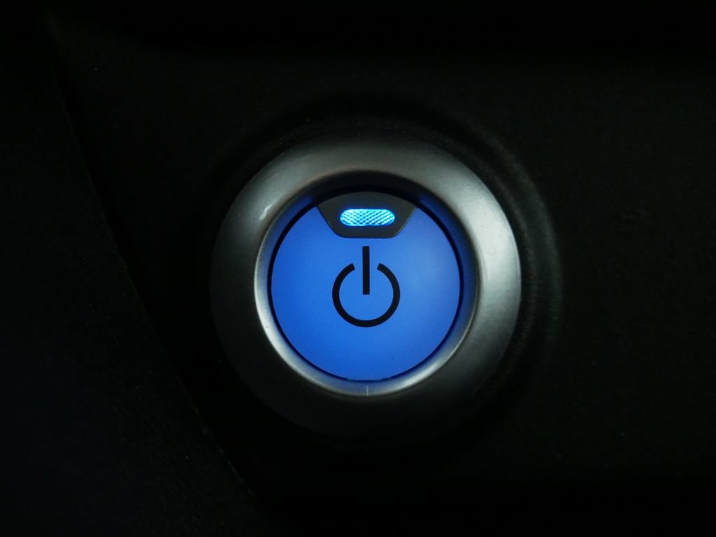 Used 2025 Nissan Leaf S FWD image 32