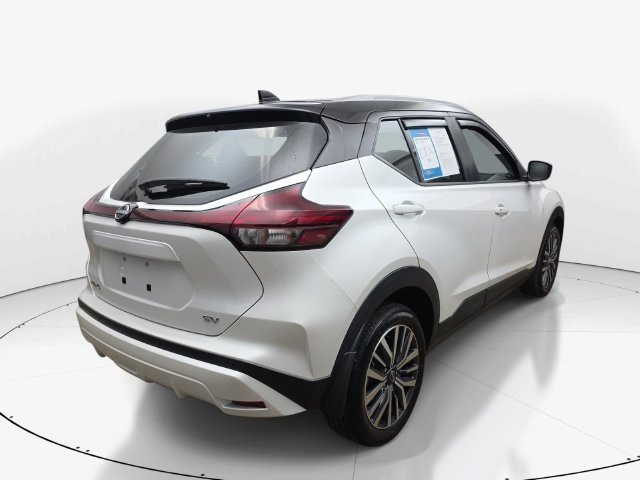 Used 2024 Nissan Kicks SV FWD image 6