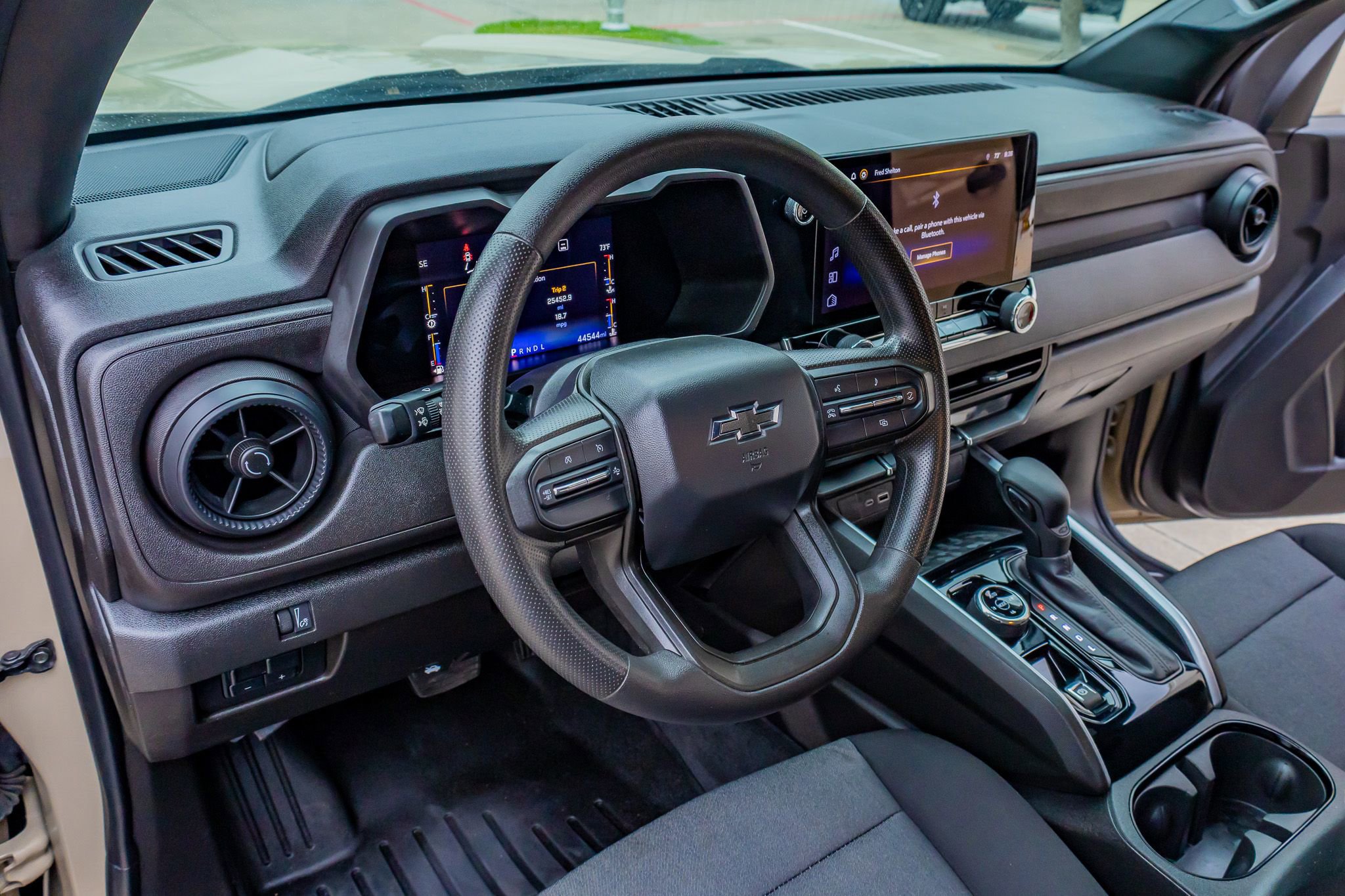 Used 2023 Chevrolet Colorado Trail Boss w/ Technology Package AWD/4WD image 17