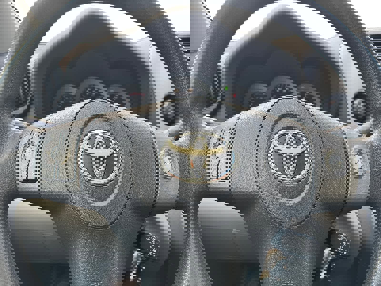 Used 2012 Toyota RAV4 4WD image 15