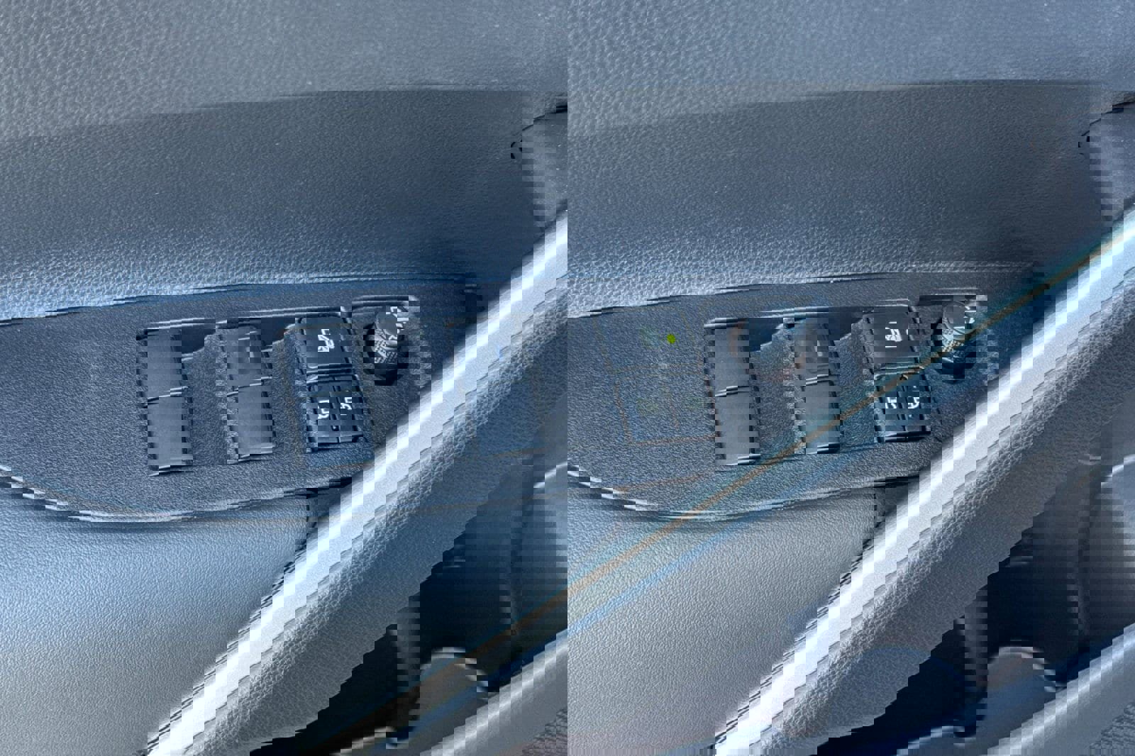 New 2026 Toyota Corolla Cross LE image 11