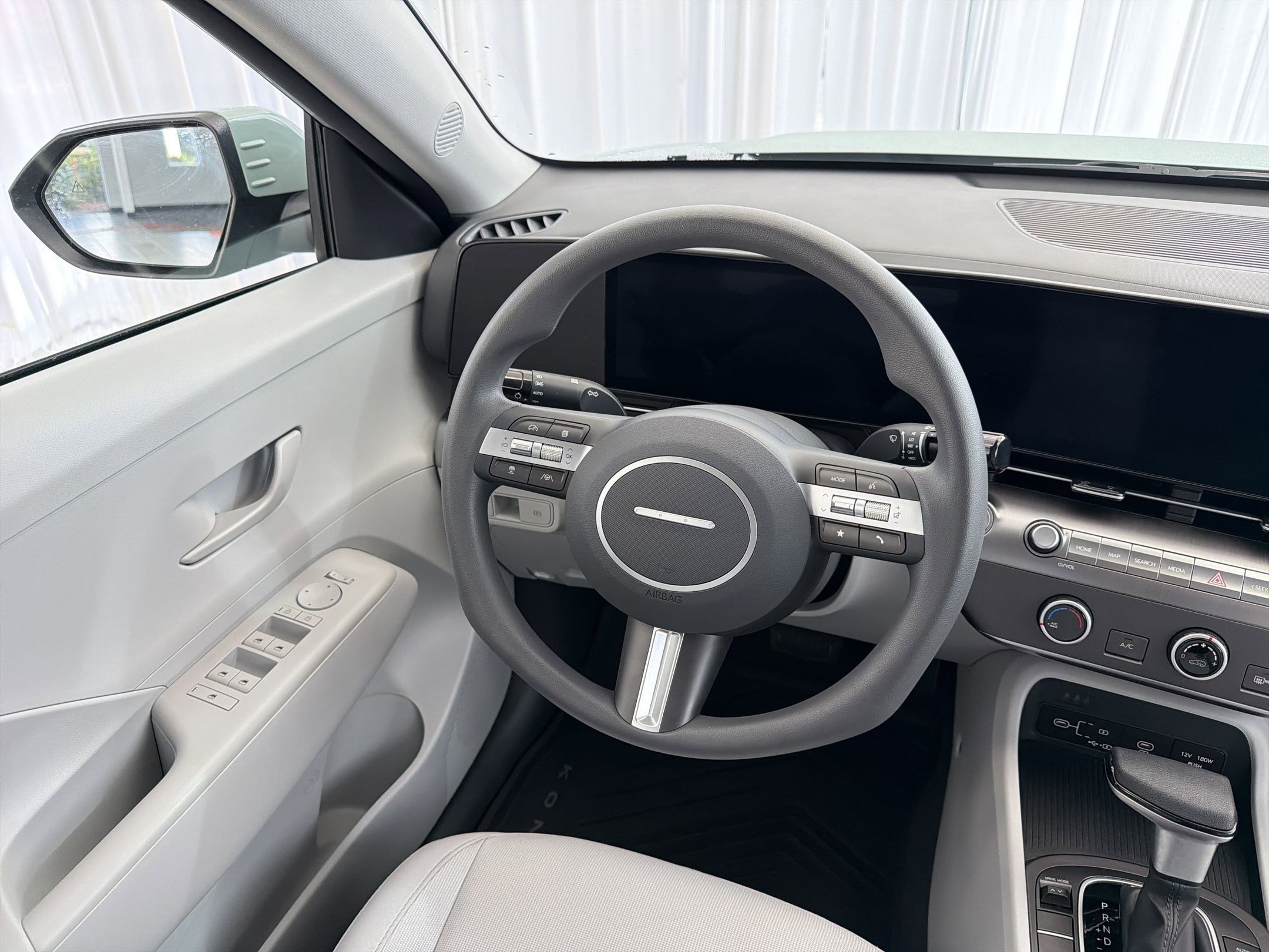 Used 2026 Hyundai Kona SE image 26