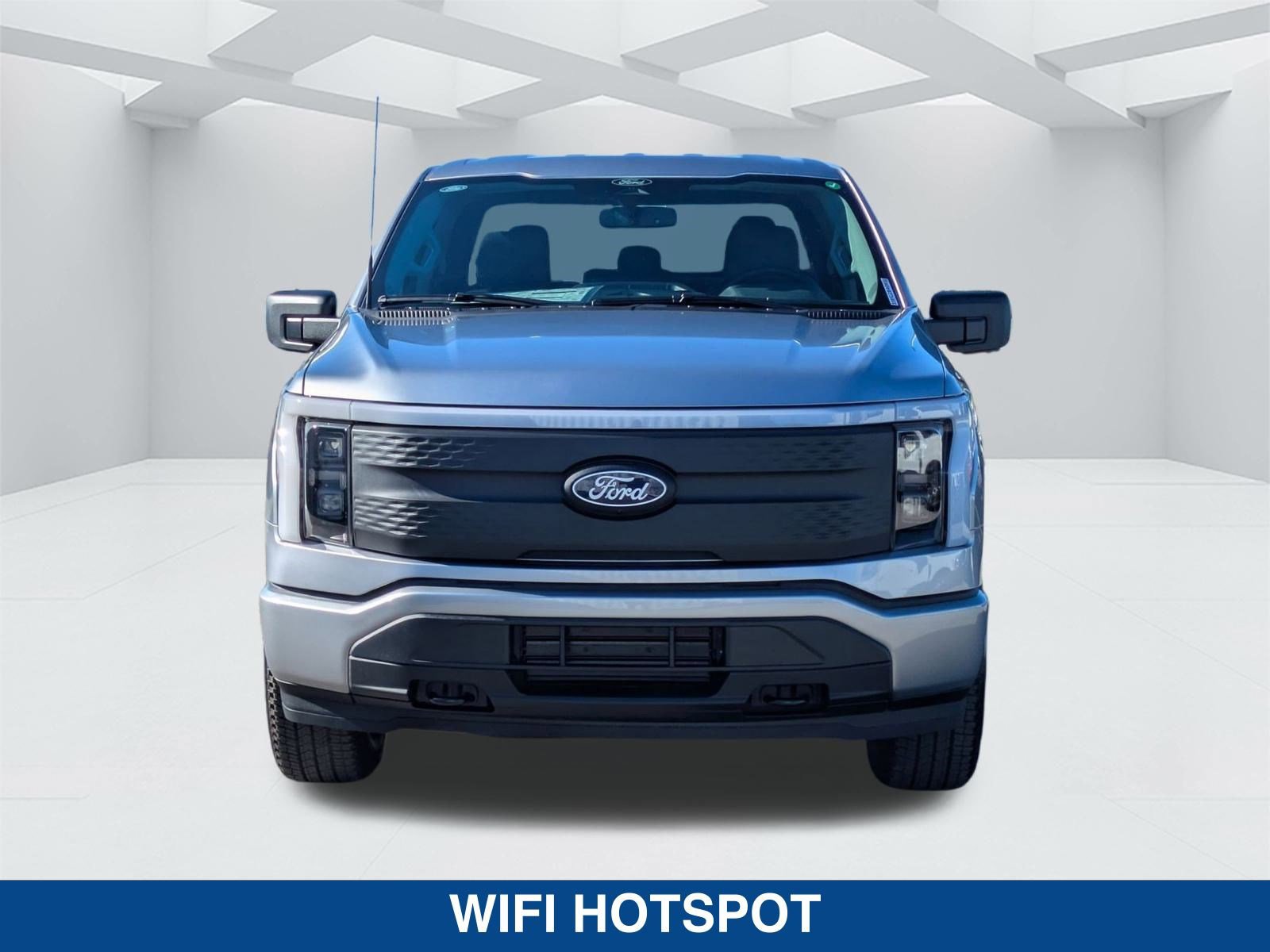 New 2025 Ford F150 Lightning XLT image 9