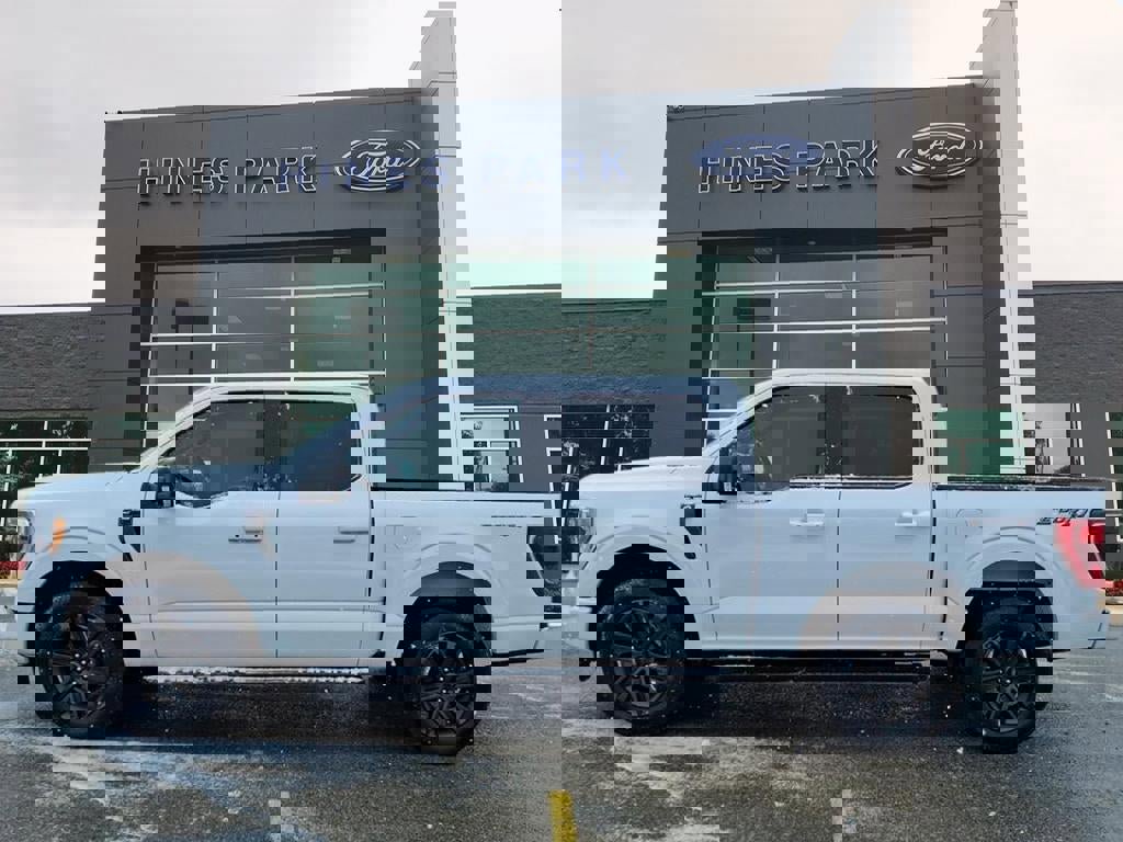 Certified 2022 Ford F150 XLT w/ Equipment Group 302A High image 4