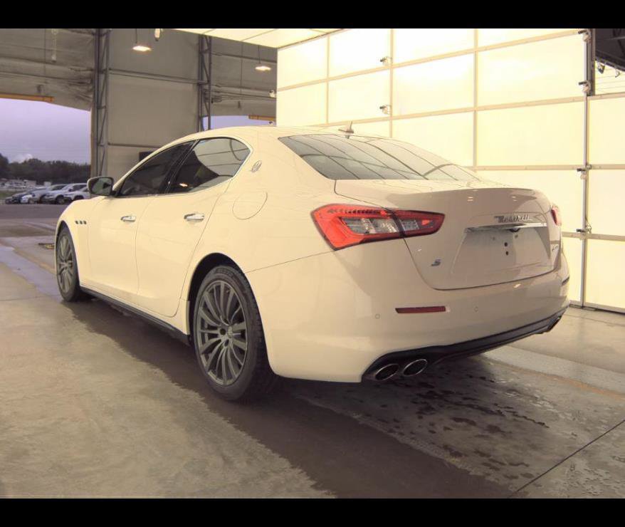 Used 2020 Maserati Ghibli S RWD image 9