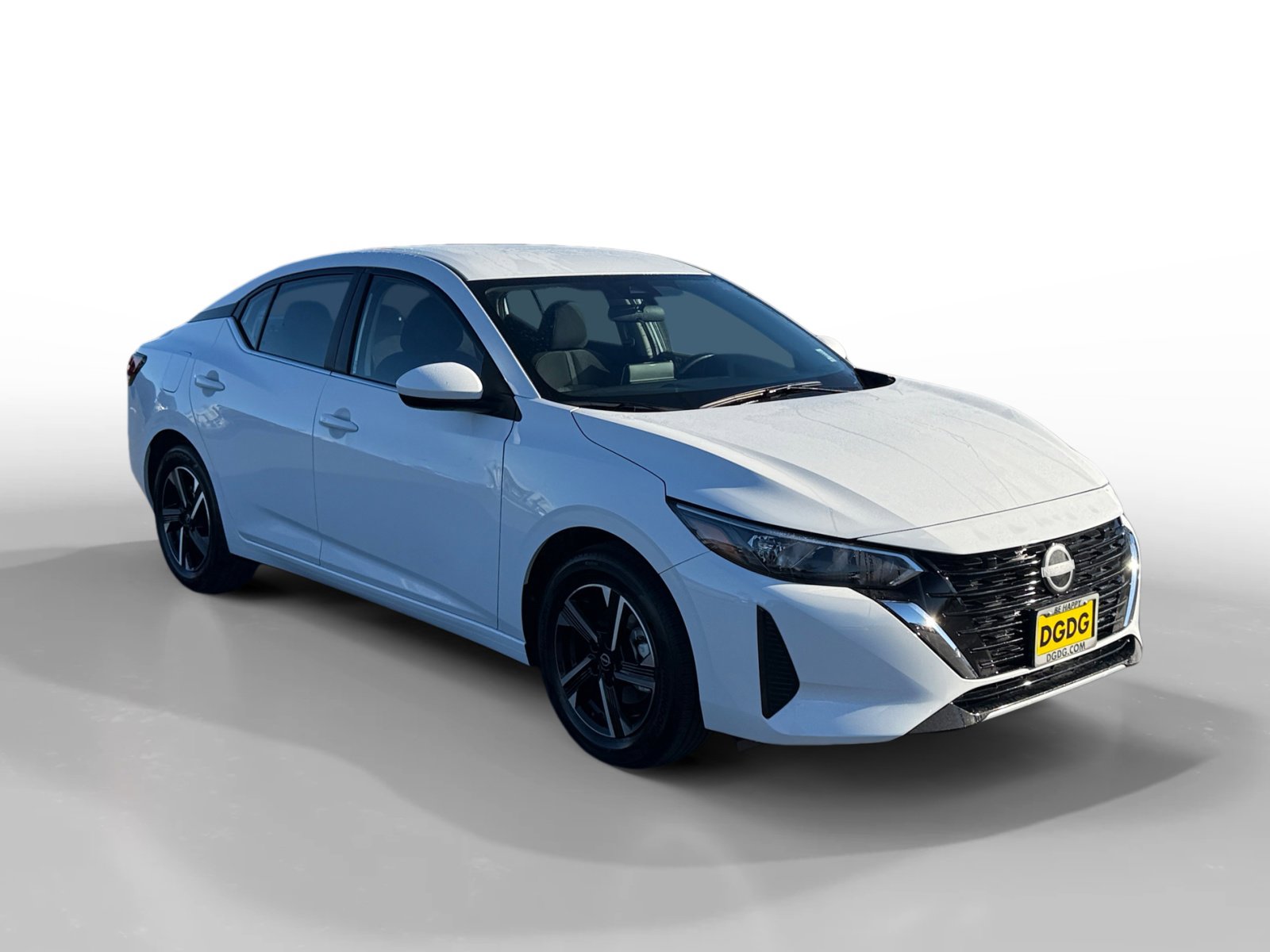 Used 2025 Nissan Sentra SV image 7