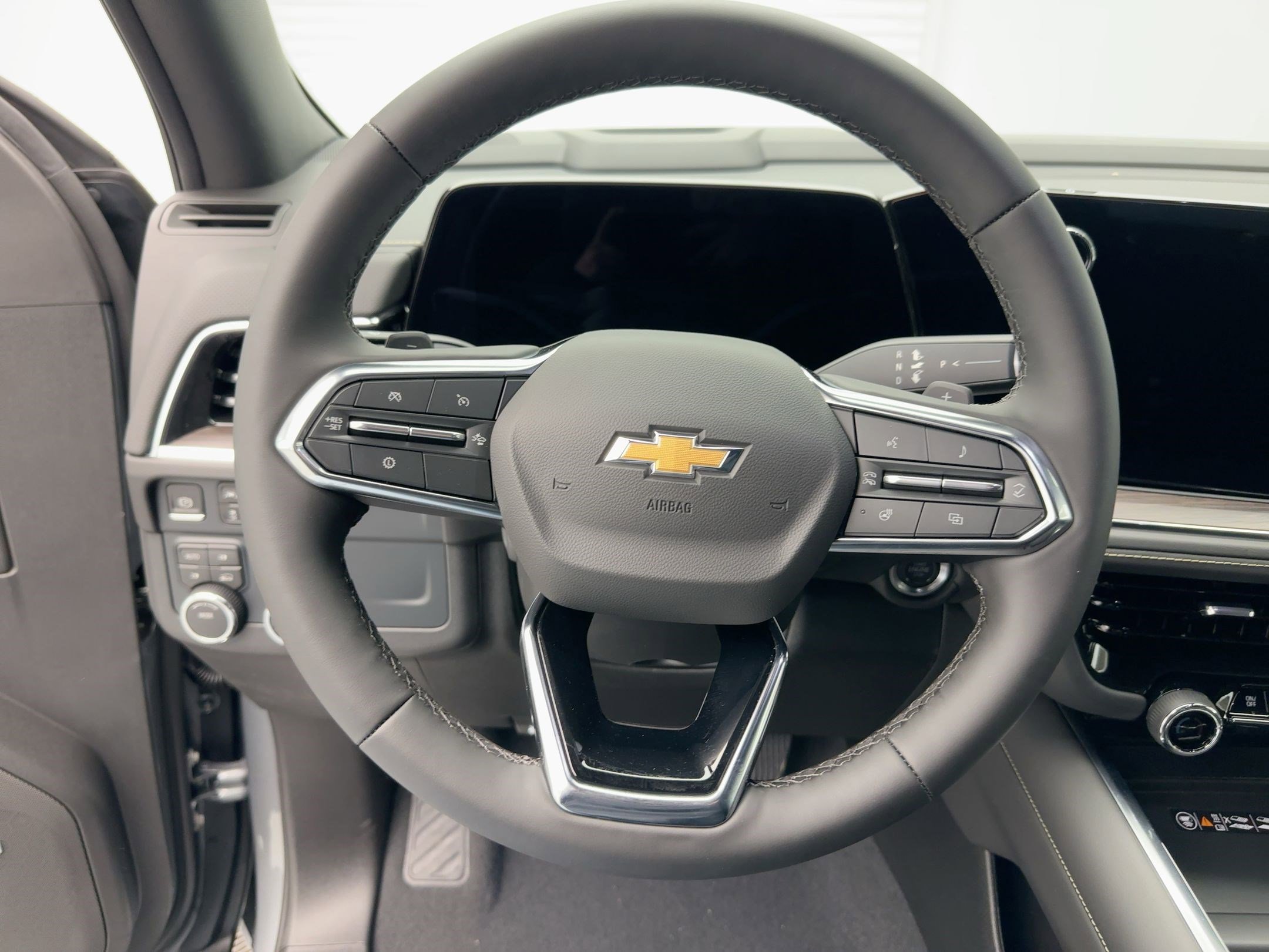 New 2026 Chevrolet Suburban Premier image 15