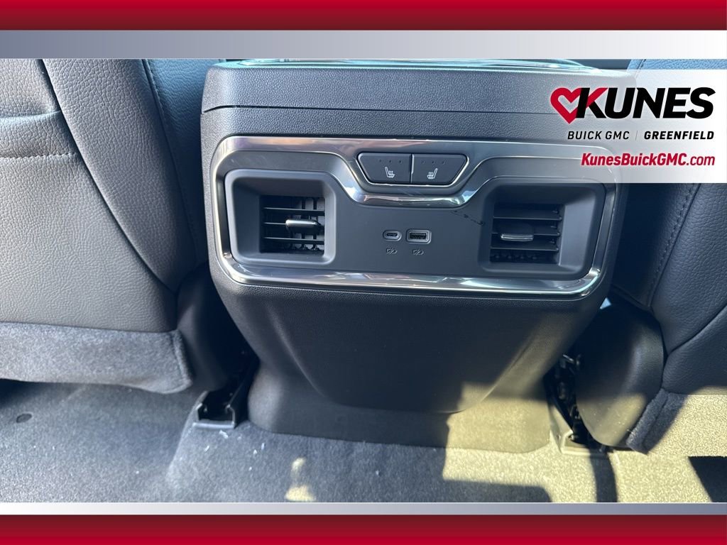 New 2026 GMC Sierra 3500 Denali w/ Denali Reserve Package image 45