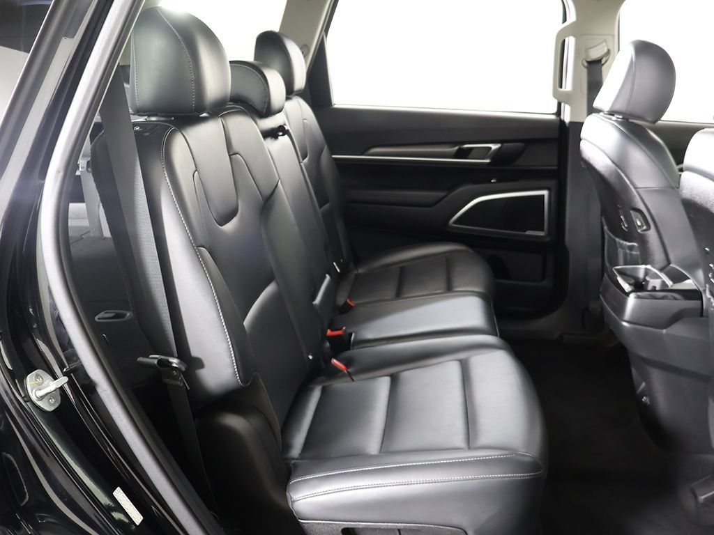 Used 2022 Kia Telluride LX FWD image 33