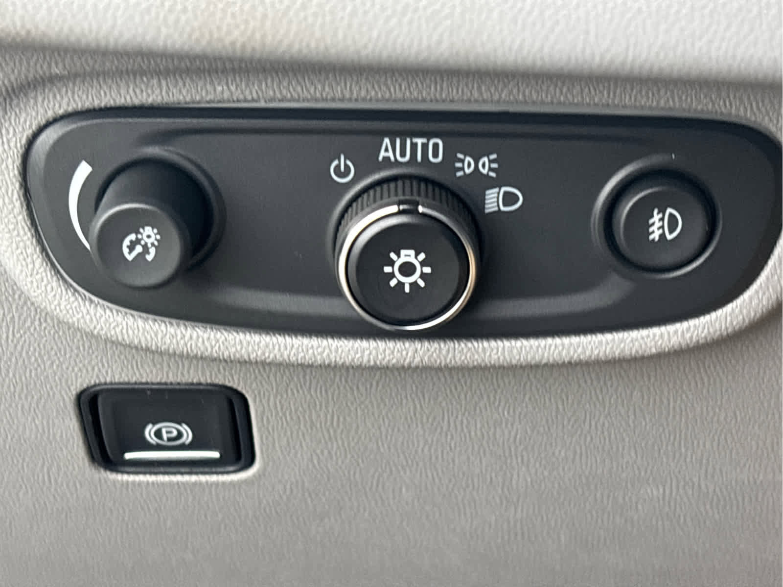 Used 2021 GMC Terrain SLT image 26