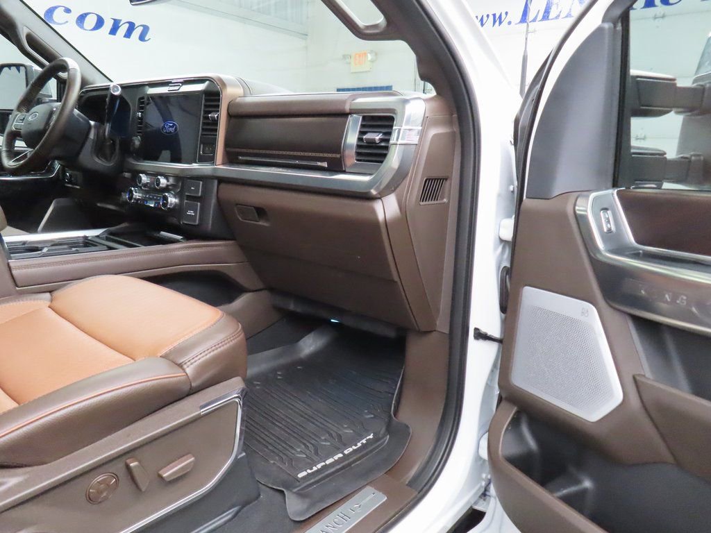 Used 2025 Ford F450 King Ranch w/ Chrome Package AWD/4WD image 41