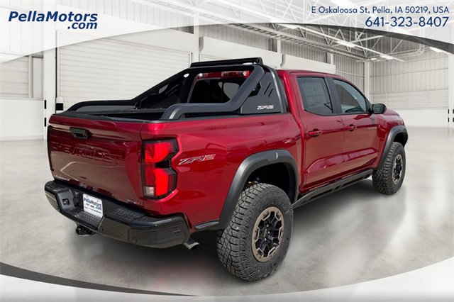 New 2024 Chevrolet Colorado ZR2 w/ Off-Road Front Bumper Package image 3
