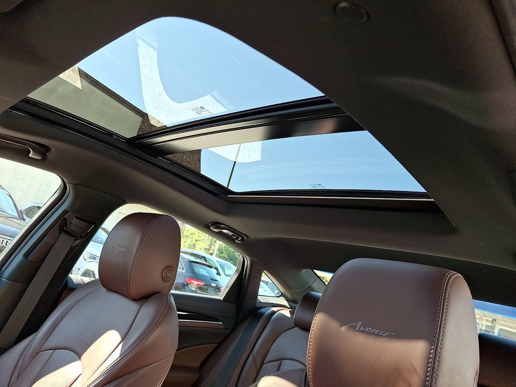 Used 2019 Buick LaCrosse Avenir FWD image 15