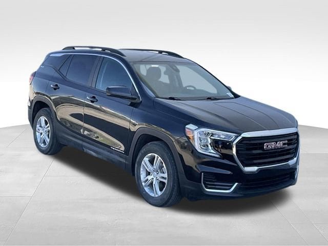 Certified 2022 GMC Terrain SLE w/ Driver Convenience Package FWD image 3