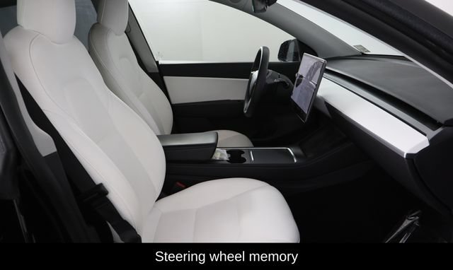 Used 2021 Tesla Model Y Long Range AWD/4WD image 11
