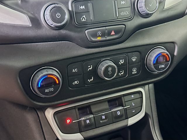 Used 2023 GMC Terrain SLT AWD/4WD image 19