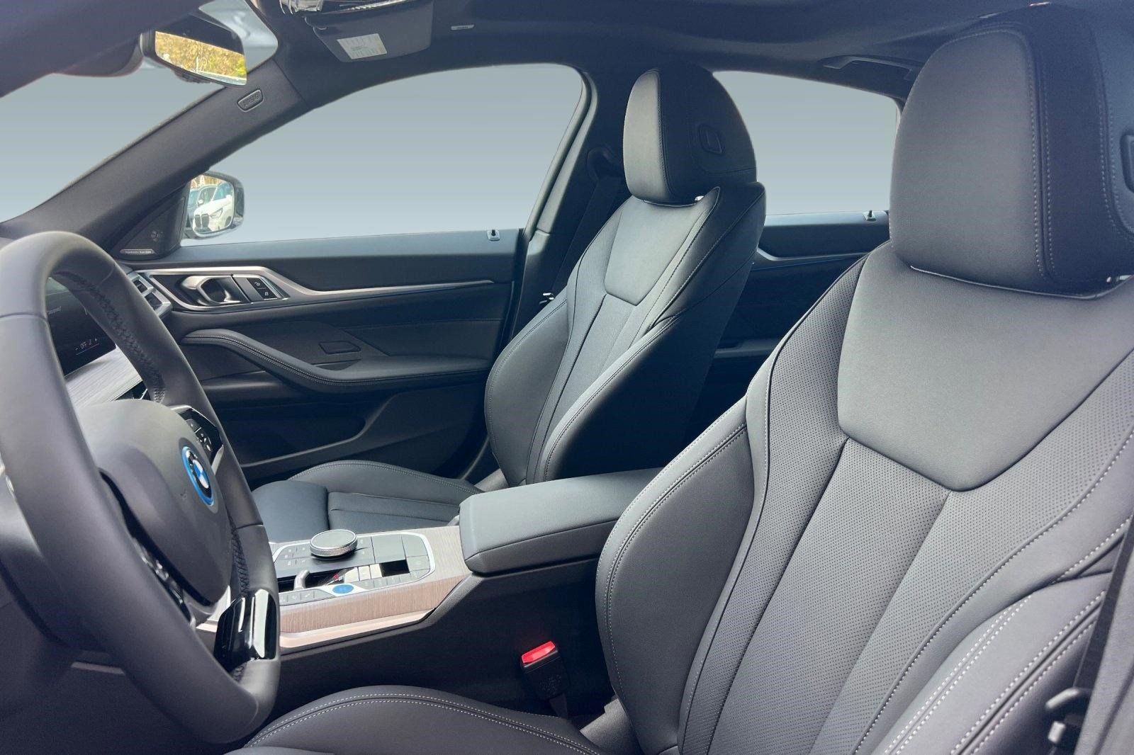Used 2025 BMW i4 eDrive40 w/ Premium Package image 20