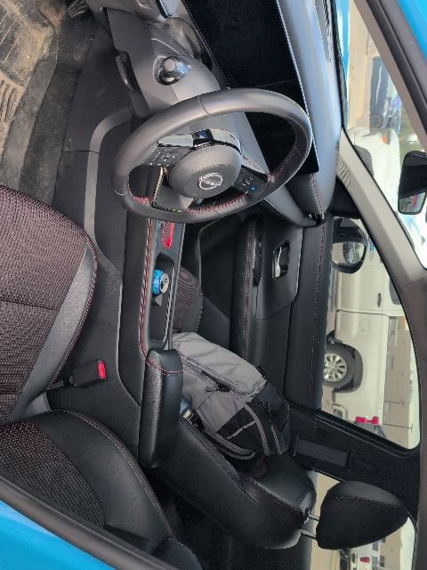 Used 2025 Nissan Kicks SR AWD/4WD image 10