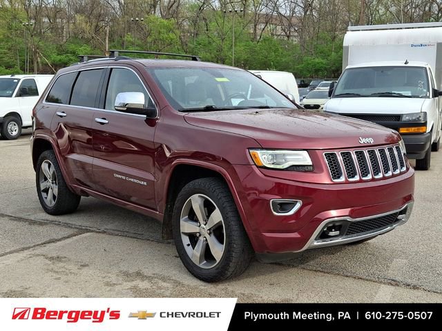 Used 2016 Jeep Grand Cherokee Overland AWD/4WD image 2