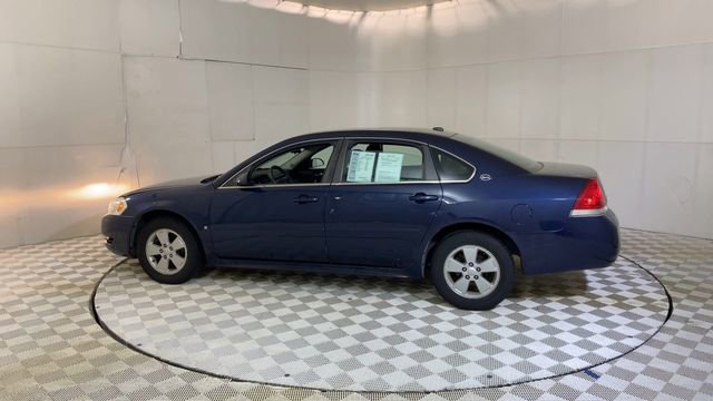 Used 2009 Chevrolet Impala LT FWD image 8