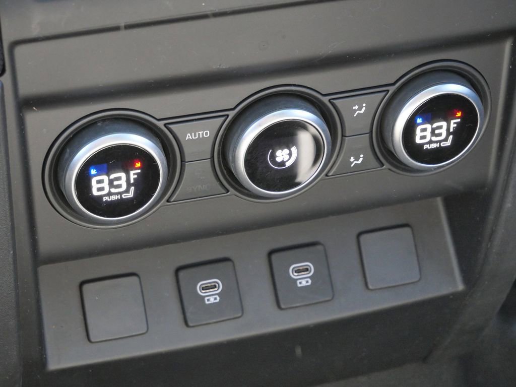 Used 2024 Land Rover Defender 110 Carpathian Edition AWD/4WD image 34
