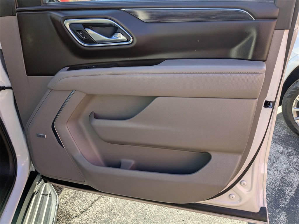 Certified 2023 GMC Yukon SLT w/ SLT Premium Package image 26