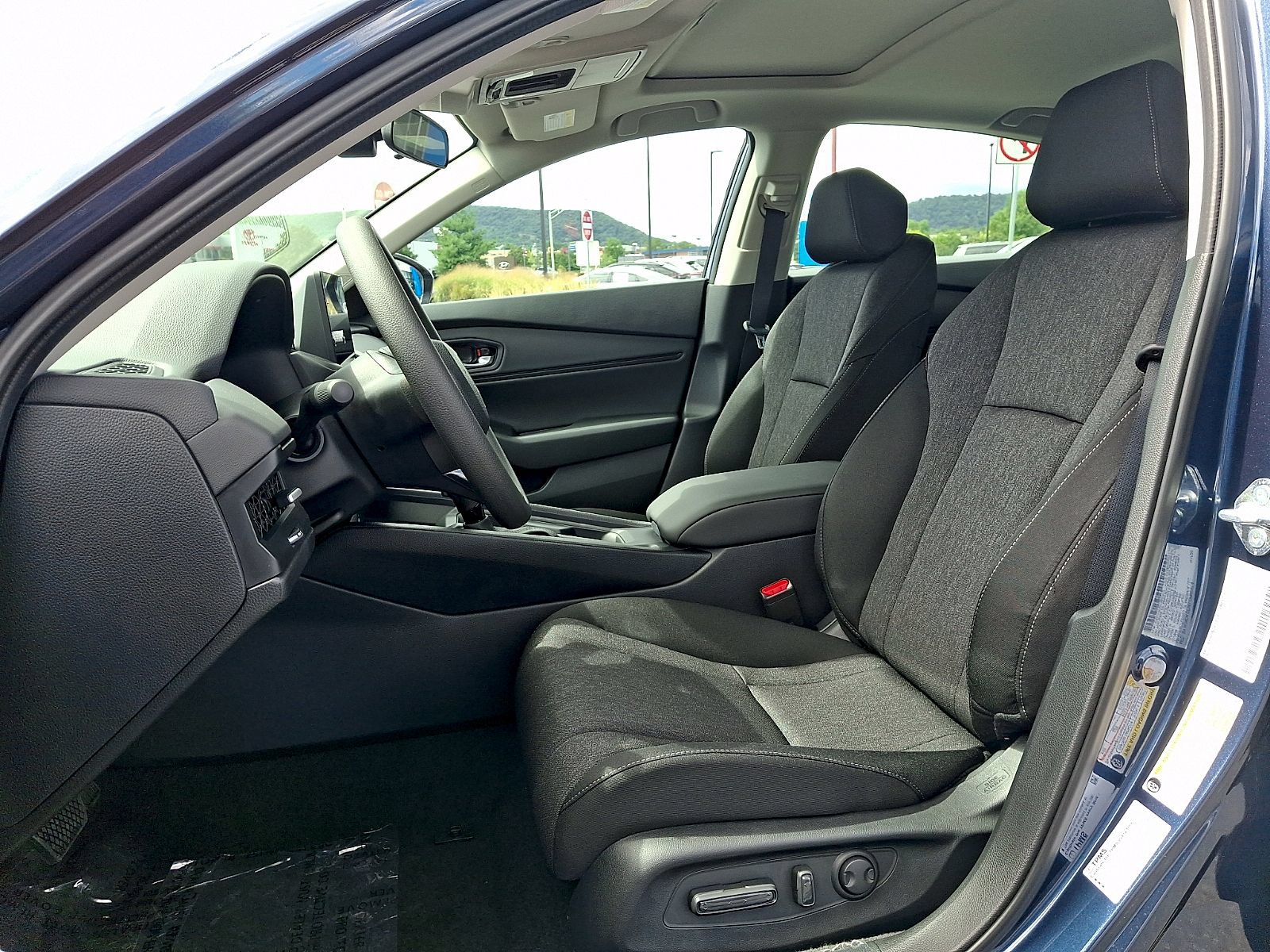 New 2026 Honda Accord SE image 6