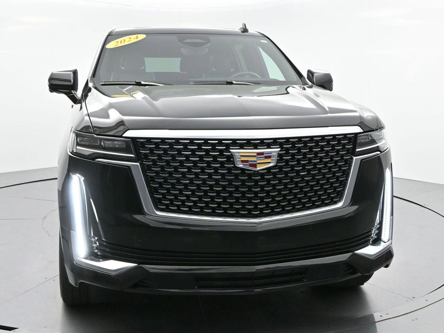Certified 2024 Cadillac Escalade ESV Premium Luxury image 2