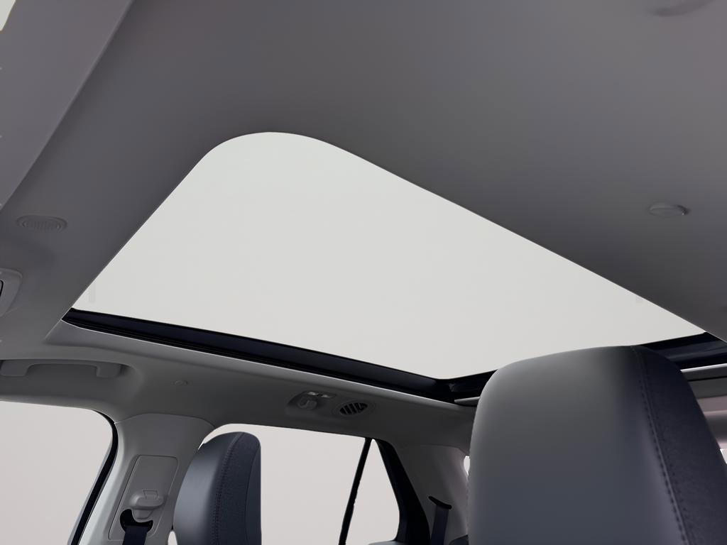 New 2026 Ford Explorer Active w/ Active Comfort Package image 18