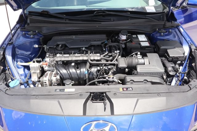 Used 2022 Hyundai Elantra SEL w/ Convenience Package FWD image 19
