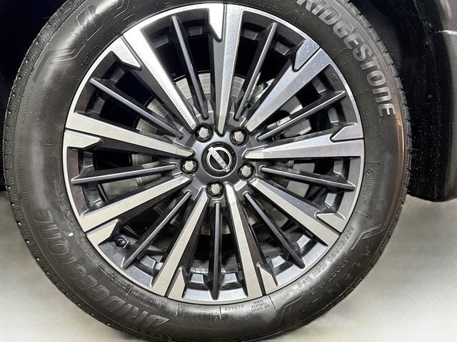New 2026 Nissan Pathfinder Platinum AWD/4WD image 9