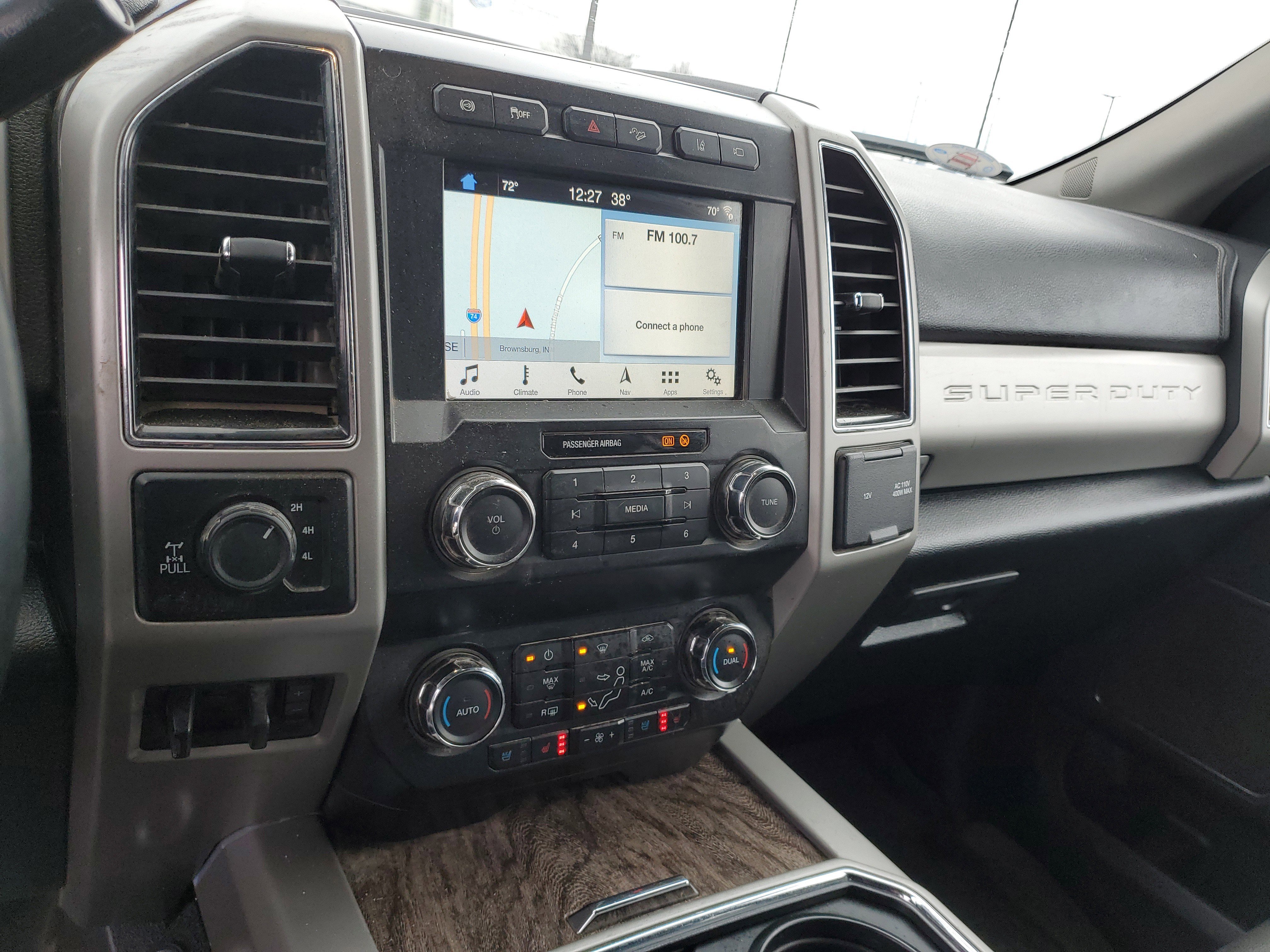 Used 2019 Ford F350 Lariat image 25